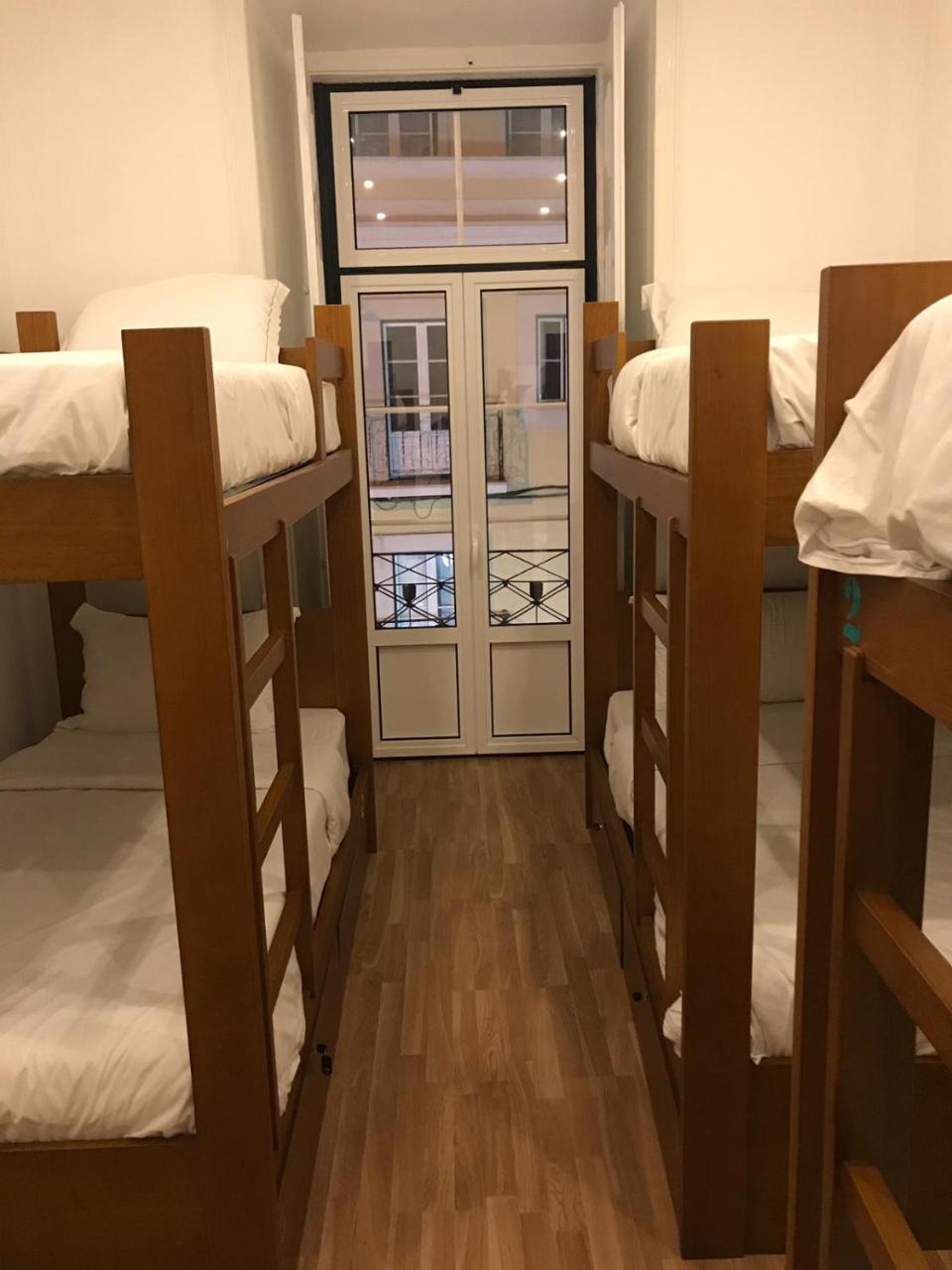 Auberge de jeunesse Just Lisboa Extérieur photo